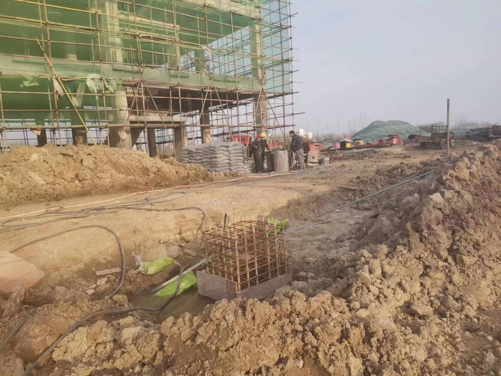 佛罗镇当桥梁出现裂缝的时候应该及时加固修补